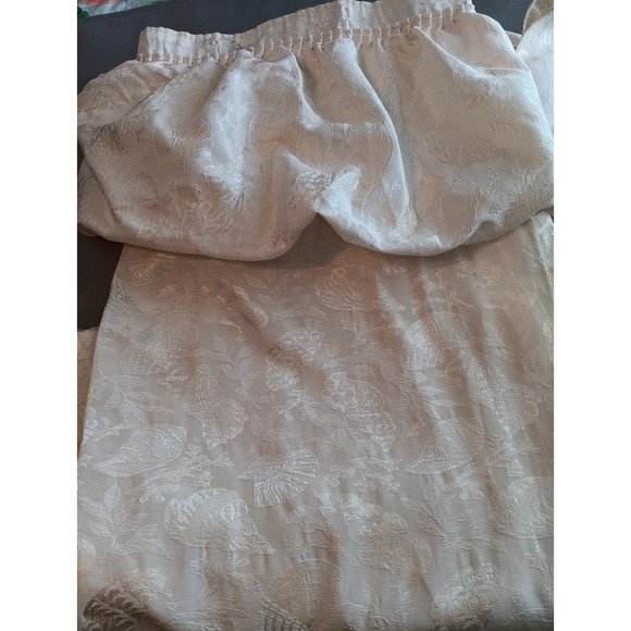 Vintage Damask Shower Curtain Coastal Seashells Cream Texture Fabric 90s Neutral - Picture 8 of 9